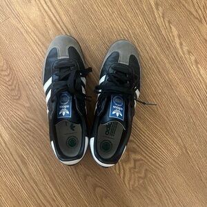 Adidas Sambas in women’s 8.5